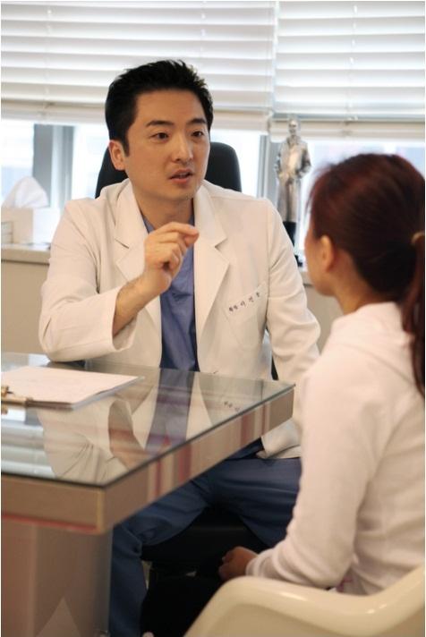 기사스크랩-연세UP성형외과 쌍수 앞트임